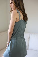Load image into Gallery viewer, The Weekender Dress &gt;&gt; G. Mint
