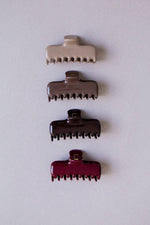 Load image into Gallery viewer, Resin Rectangle Claw Clip: Walnut

