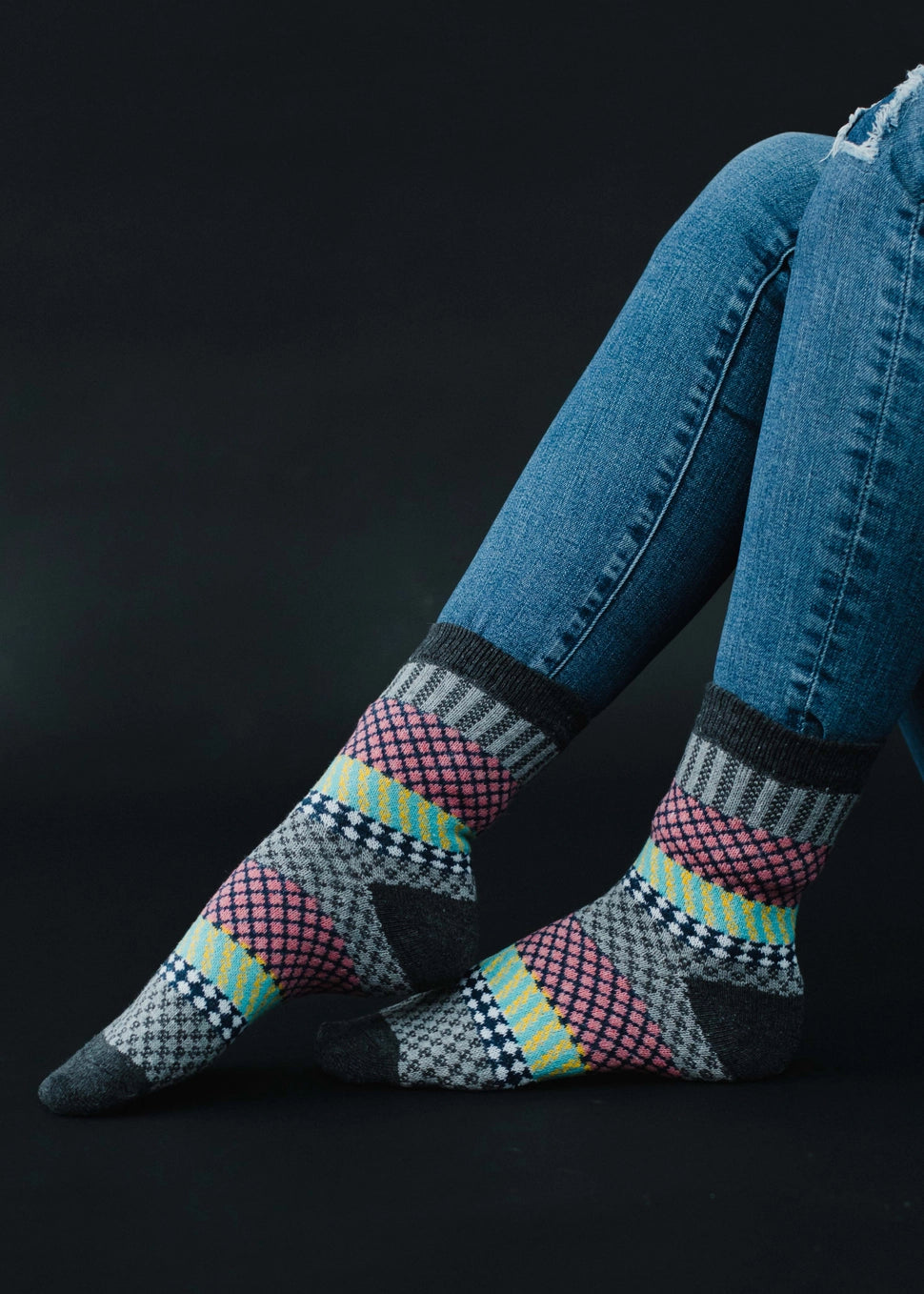 #1 Gray, Charcoal & Pink Pattern Socks