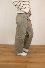 Load image into Gallery viewer, The Aster Pant  (One Left - Size S)
