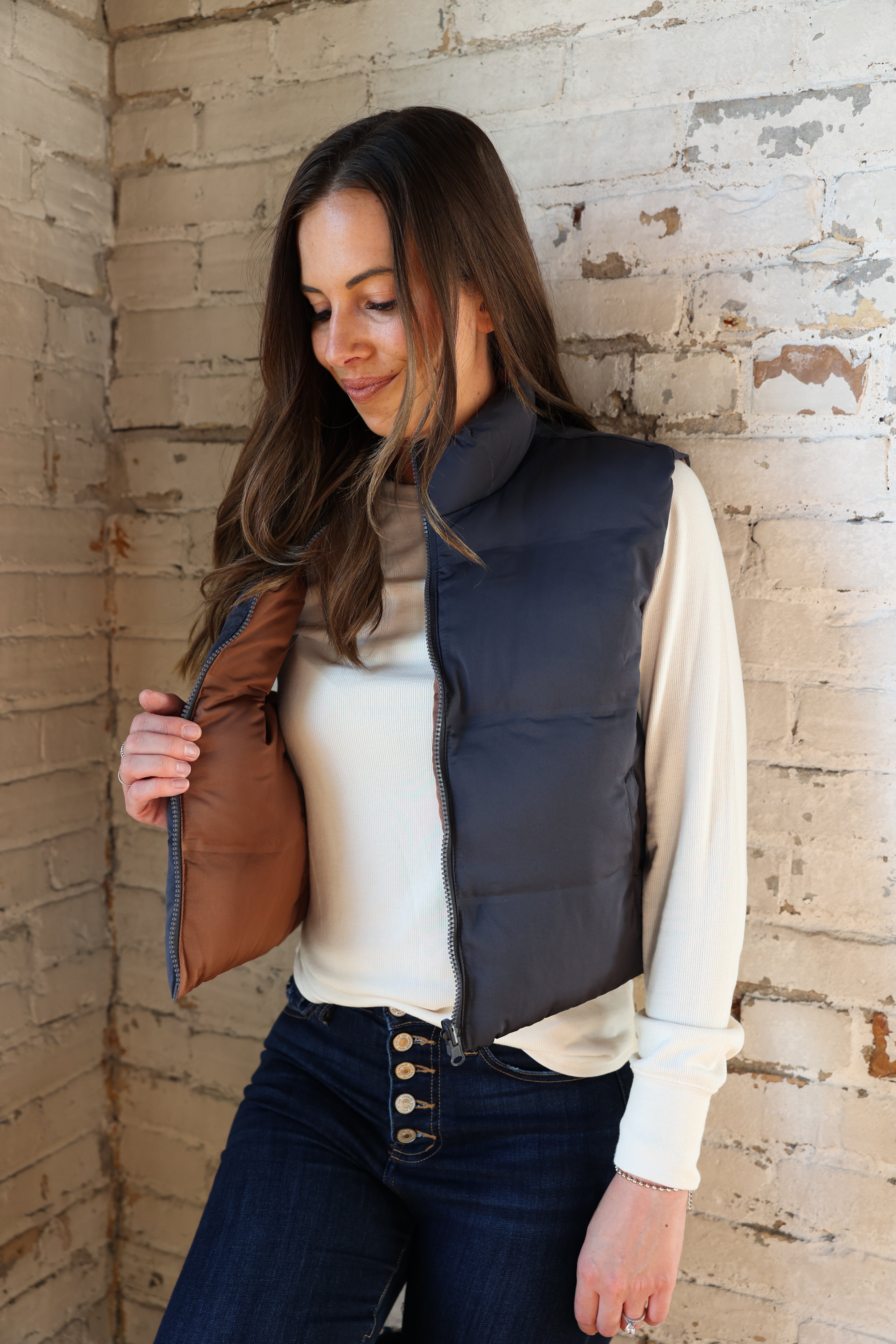 The Izzy Vest >> Reversible Odyssey/Clove