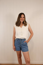 Load image into Gallery viewer, Lacey Button Top
