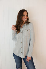 Load image into Gallery viewer, The Taylor Button Up &gt;&gt; Grey Heather (Two Left)
