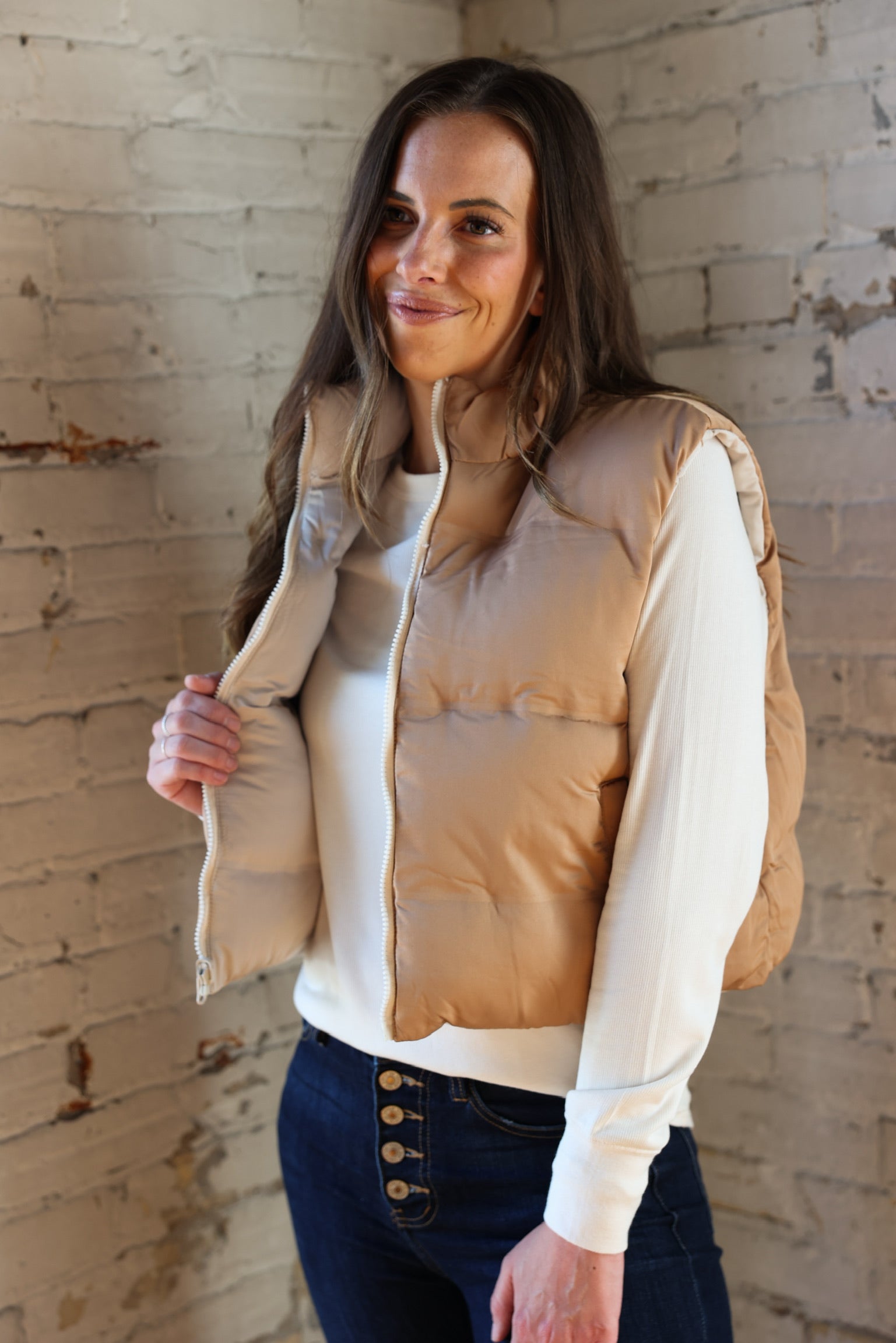 The Izzy Vest >> Reversible Tofu/Macchiato