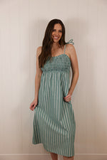 Load image into Gallery viewer, Sandy's Summer Dress
