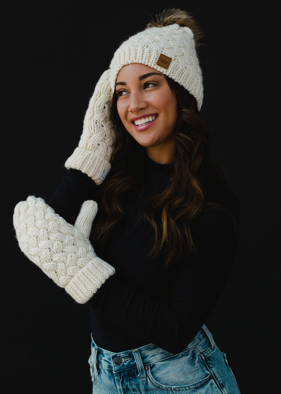 Cream Knit Mittens