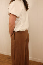 Load image into Gallery viewer, Rattan Tuck Pant
