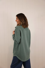 Load image into Gallery viewer, Stevie Shacket >> Eldergreen
