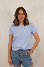 Load image into Gallery viewer, The Asher Tee >> Windsurfer
