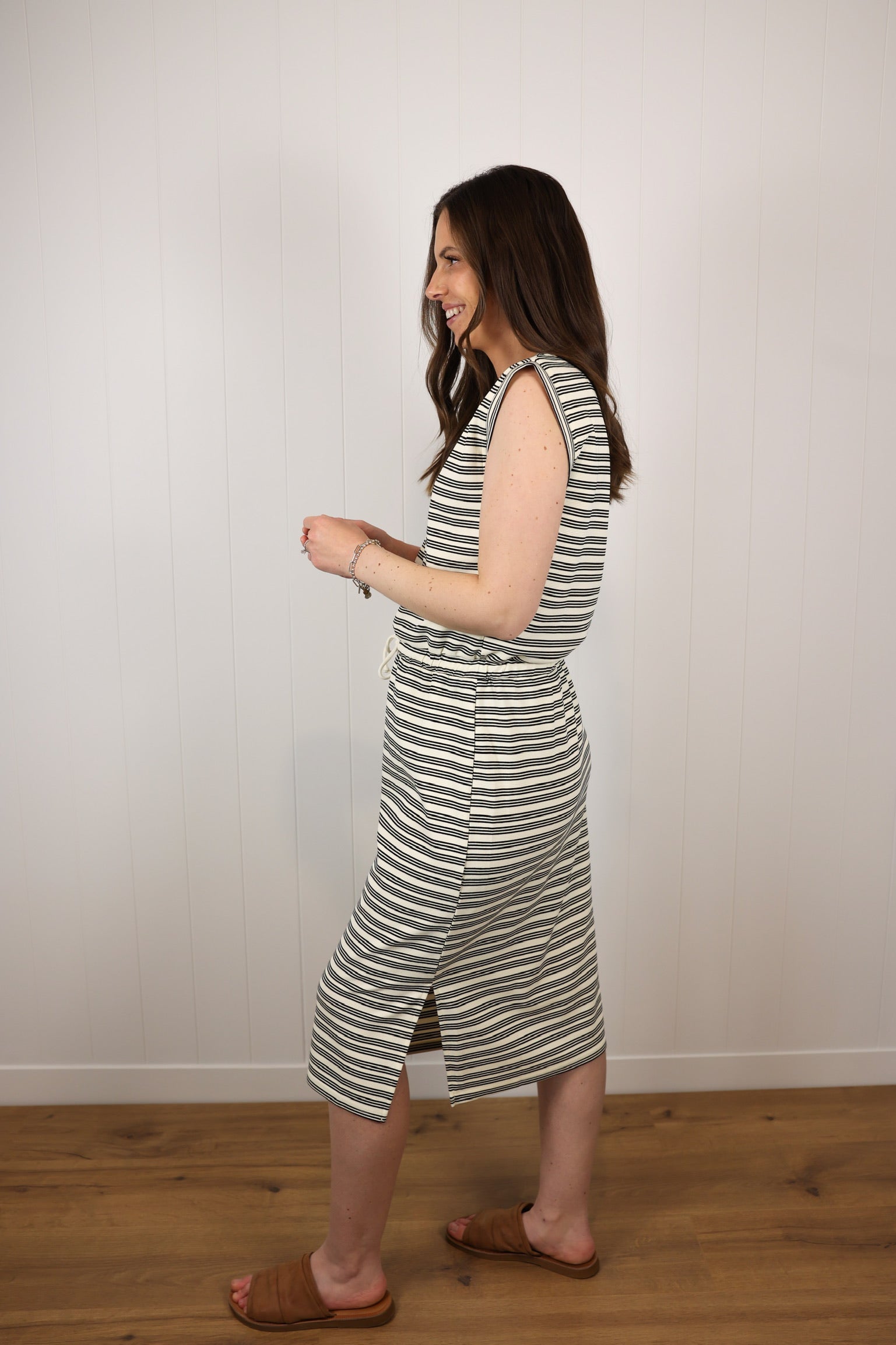 The Ary Dress >> Black/Cream