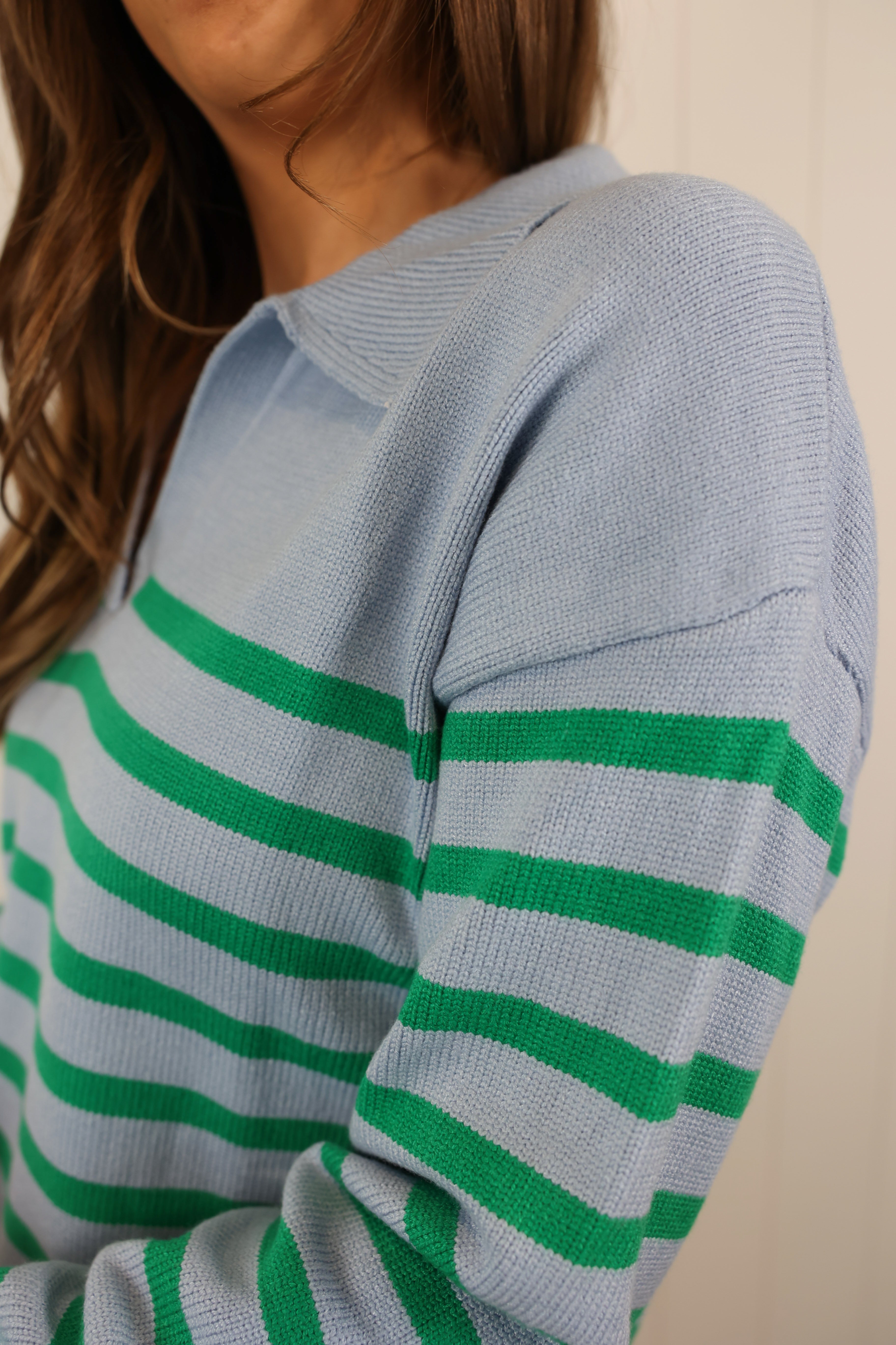 Olivia Sweater >> Sky Green