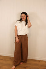 Load image into Gallery viewer, Rattan Tuck Pant
