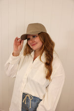 Load image into Gallery viewer, Vanna's Button Up >> White
