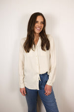 Load image into Gallery viewer, The Ginger Button Down &gt;&gt; Off White
