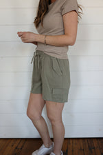 Load image into Gallery viewer, Sasha Shorts &gt;&gt; Olive
