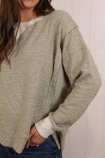 Load image into Gallery viewer, The Angie Thermal &gt;&gt; Olive
