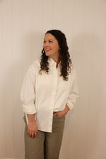 Load image into Gallery viewer, Vanna's Button Up >> White
