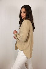Load image into Gallery viewer, The Riley Top &gt;&gt; Lemon Pepper
