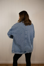 Load image into Gallery viewer, Boxy-Cut Denim Jacket
