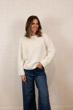 Load image into Gallery viewer, Selah Simple Sweater >> Snow White
