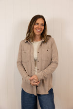 Load image into Gallery viewer, The Taylor Button Up >> Soft Brown Heather
