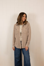 Load image into Gallery viewer, The Taylor Button Up >> Soft Brown Heather
