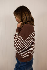 Load image into Gallery viewer, Richie Pullover >> Brown
