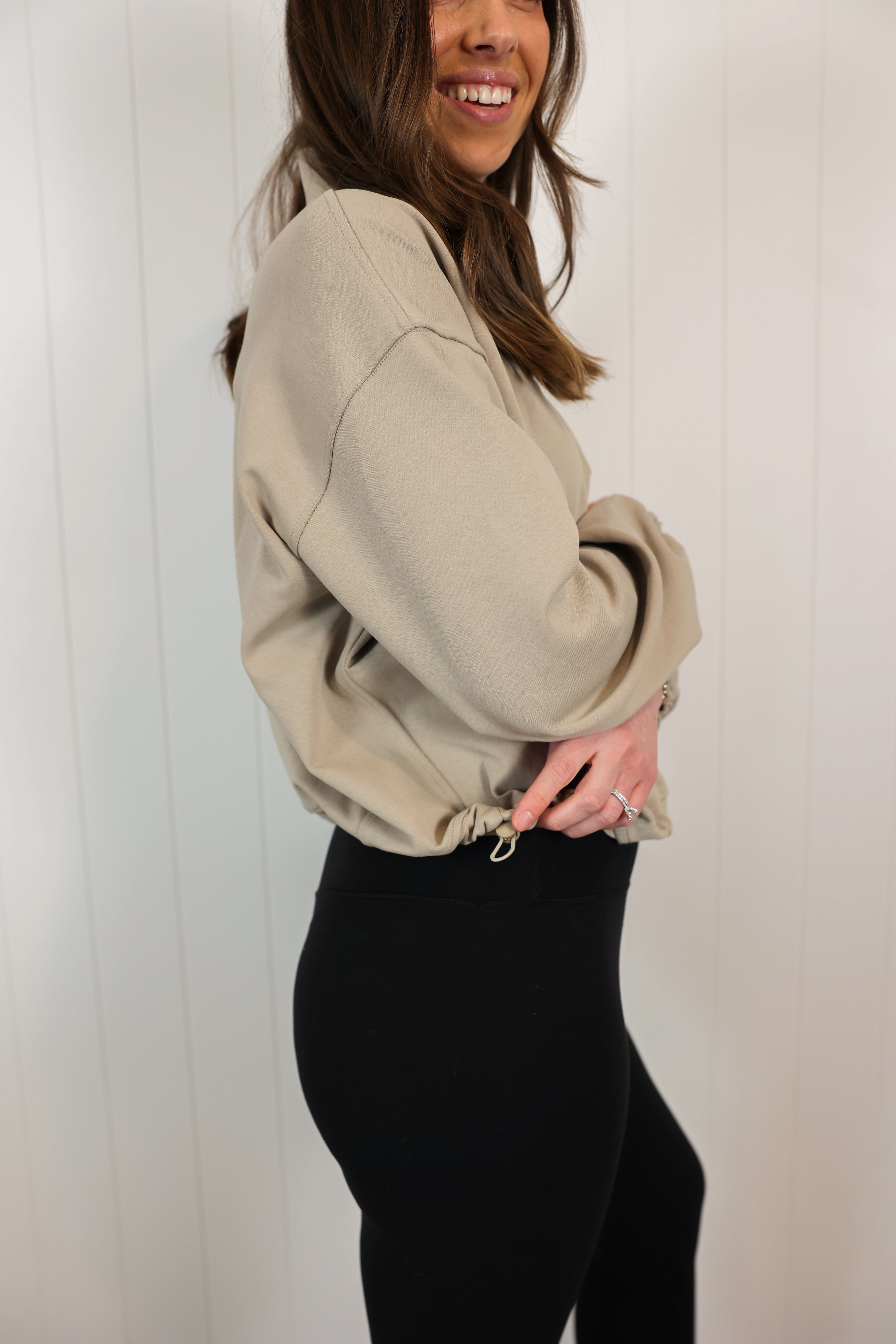 The Athena Half Zip >> Taupe