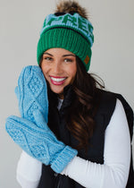 Load image into Gallery viewer, Light Blue Cable Knit Mittens
