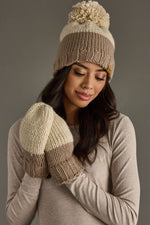 Load image into Gallery viewer, Beige &amp; Taupe Color Block Knit Mittens
