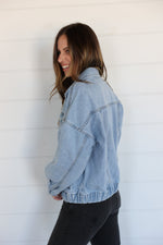 Load image into Gallery viewer, Better Than Your Boyfriend’s Fitted Jean Jacket
