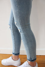 Load image into Gallery viewer, Sunney Skinny High Rise Jean
