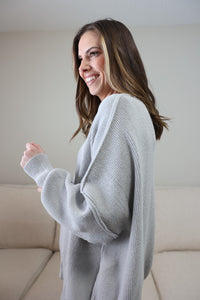 Meridian Sweater >> Grey